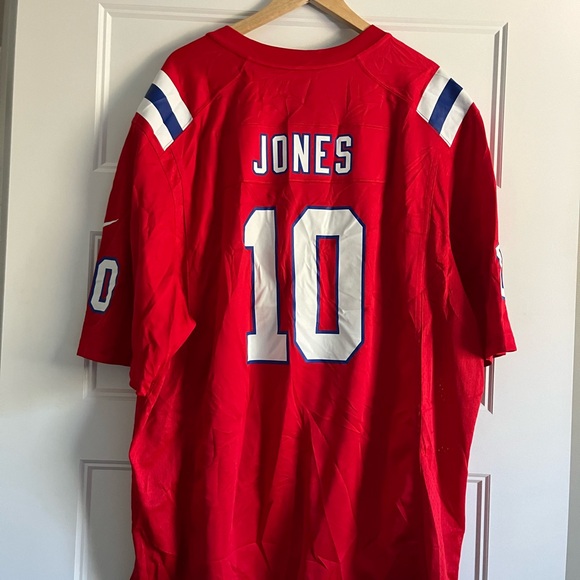 Mens Nike New England Patriots Jones Jersey - Picture 4 of 7